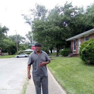 Meet your Posher, Sam